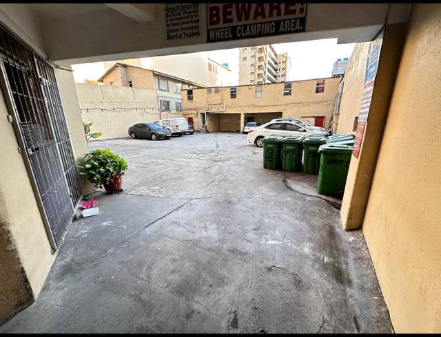 1.5 BEDROOM FLAT FOR SALE IN SOUTH BEACH